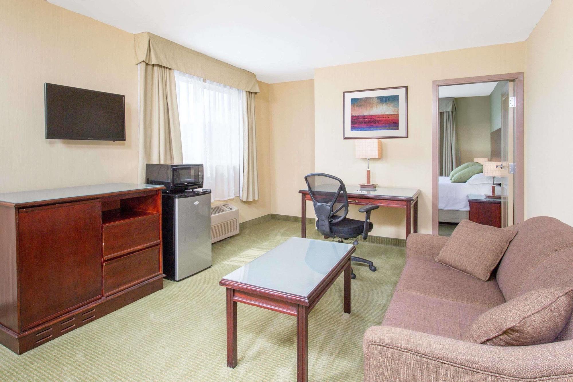 Ramada By Wyndham Williams Lake Luaran gambar