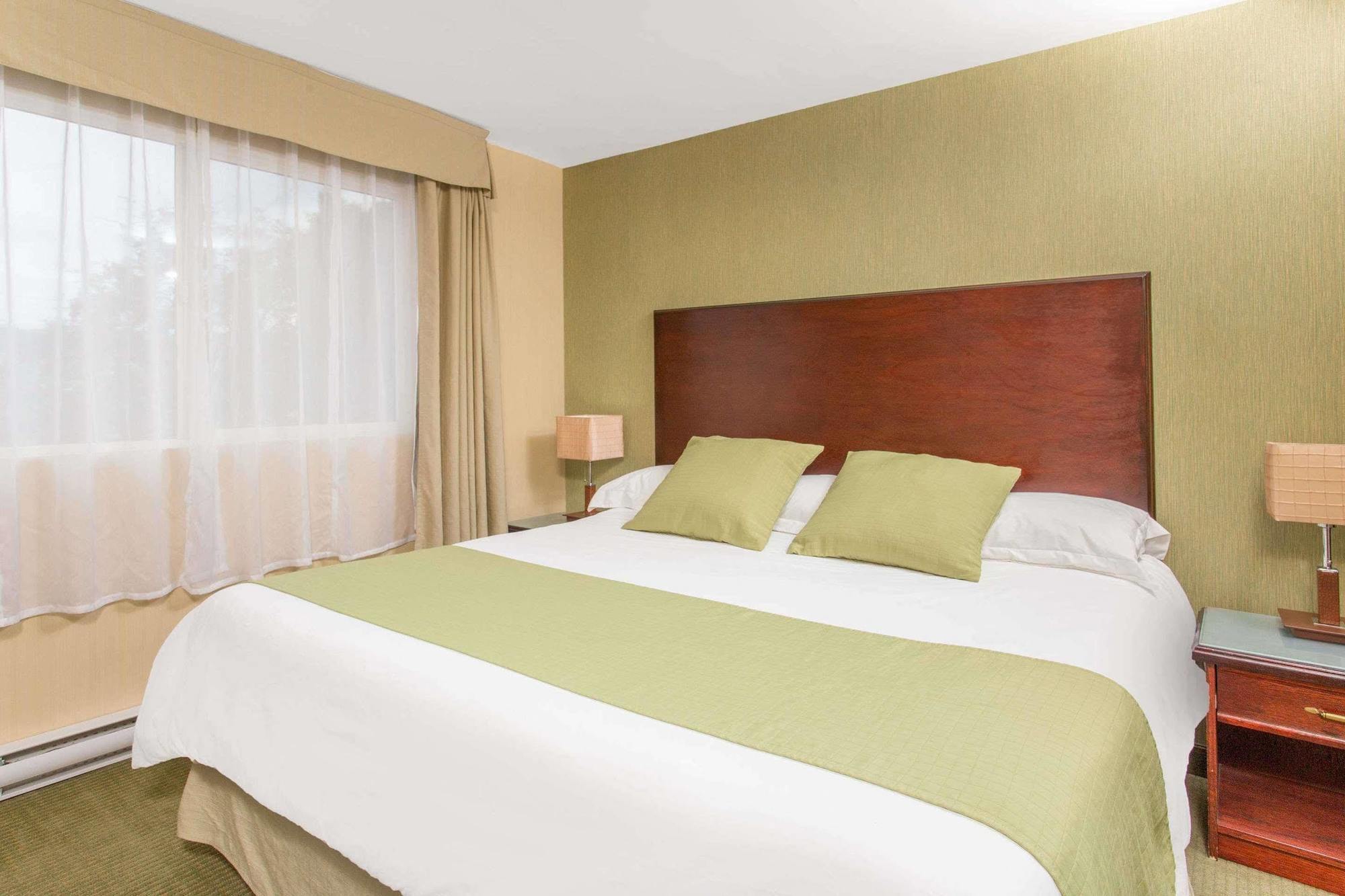 Ramada By Wyndham Williams Lake Luaran gambar