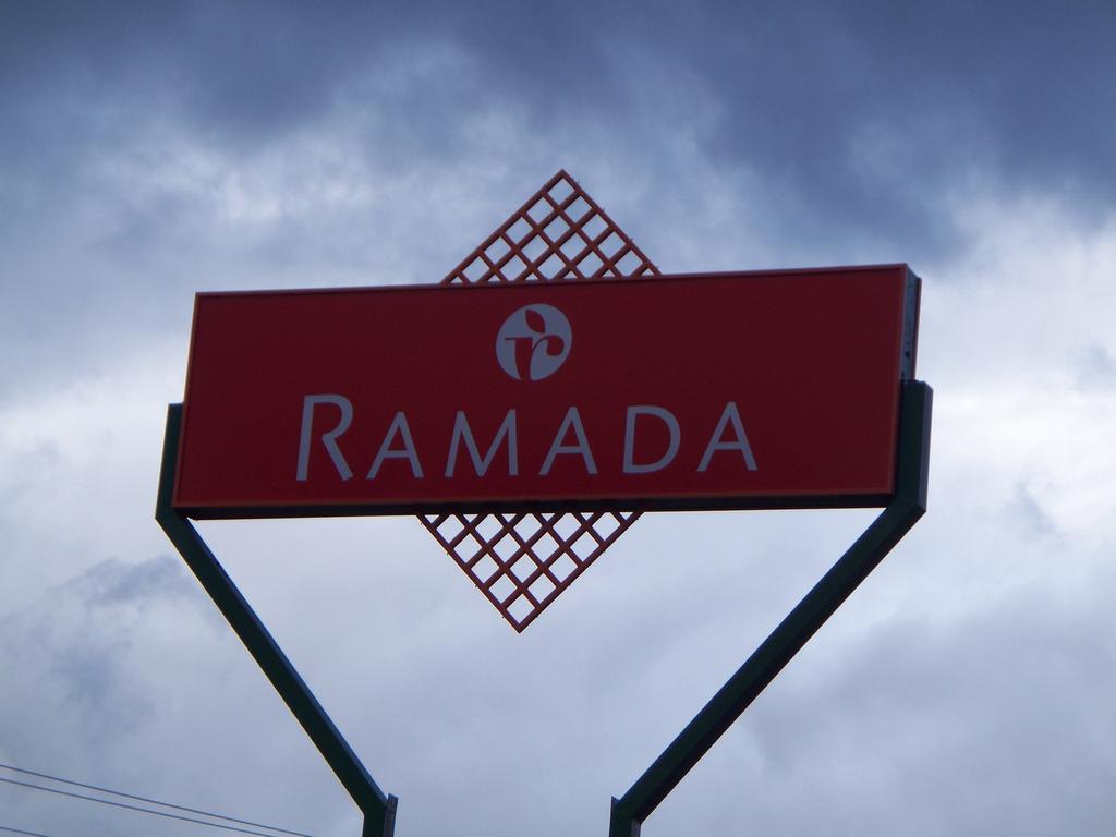 Ramada By Wyndham Williams Lake Luaran gambar